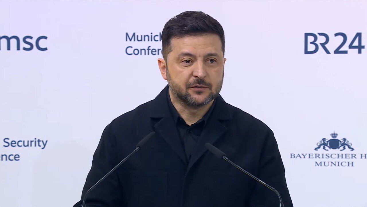 "Путин до сих пор имеет гарантии финансовой стабильности": Зеленский указал на проблему с танкерами России и цену войны