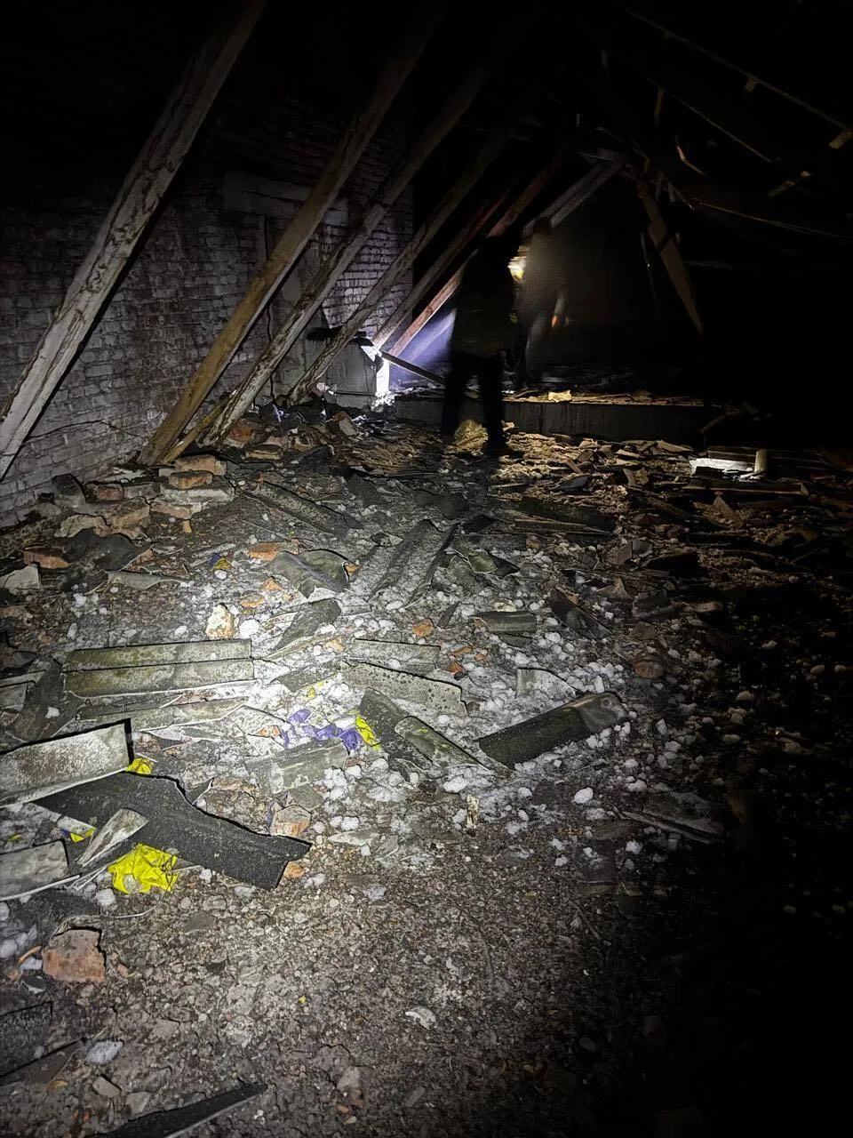 Россия ударила "Геранью" по Новгород-Северскому: уничтожено здание РГА. Фото