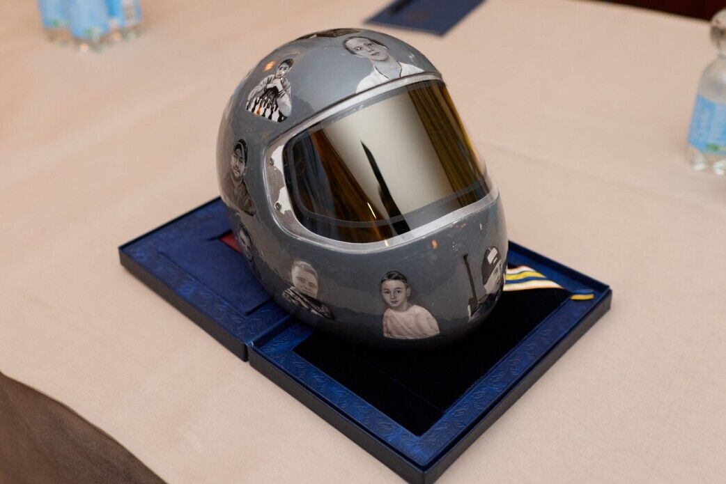 "Пам’ять – це не порушення": Зеленський зустрівся з Гераскевичем і вручив орден Свободи. Фото і відео