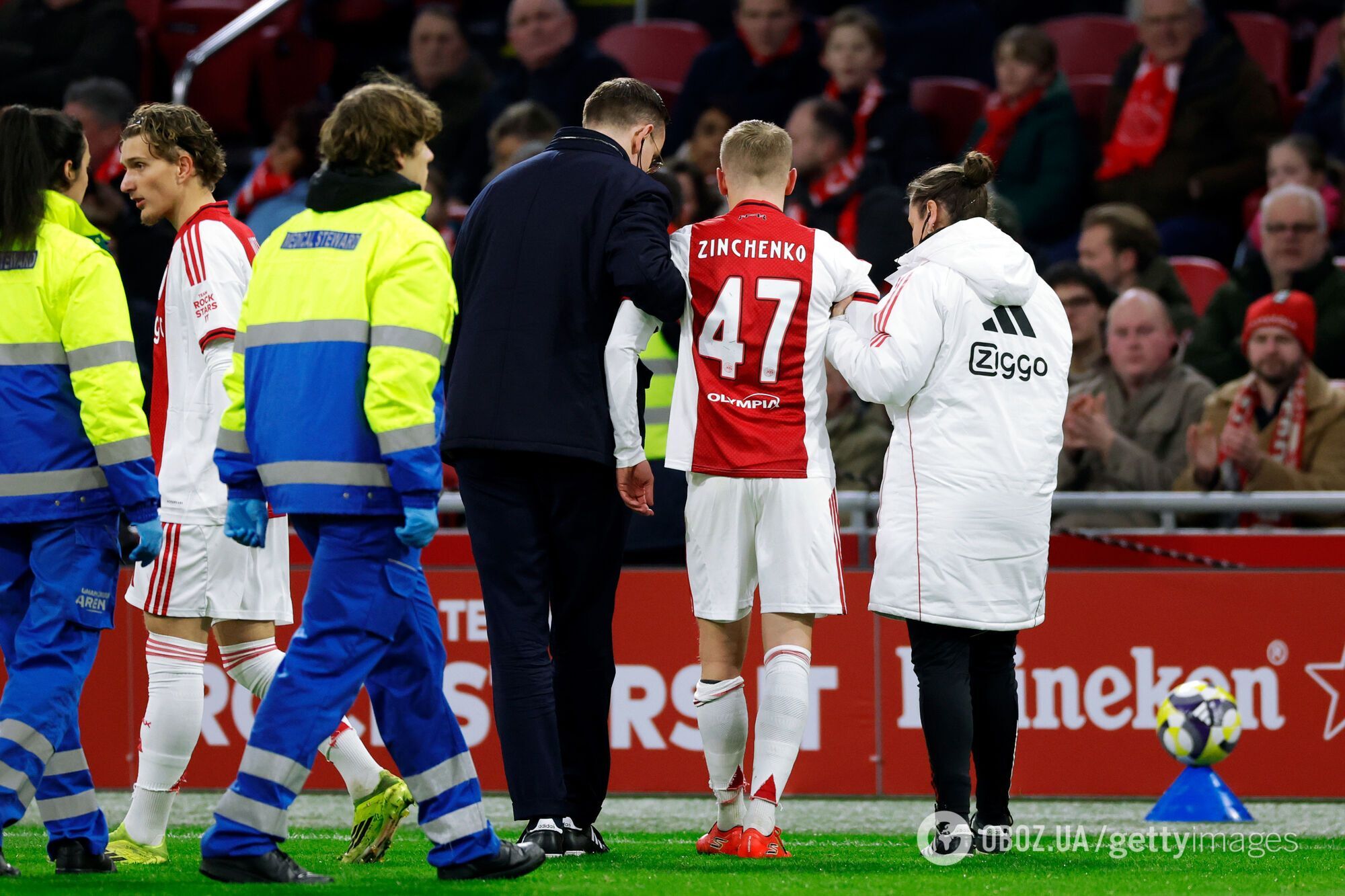 Зінченко порвав зв'язки на 6-й хвилині свого першого матчу в старті за новий клуб. Відео