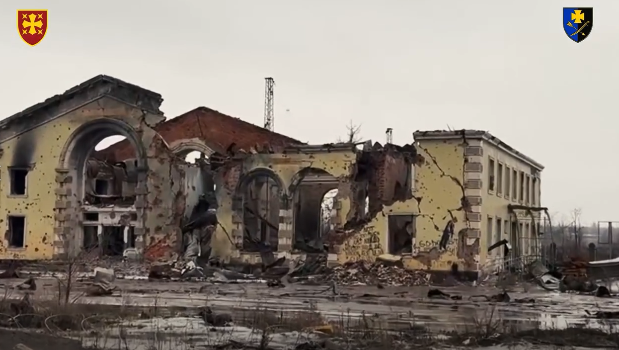 "Костянтинівка під контролем ЗСУ": військові показали, як вільно пересуваються містом. Відео