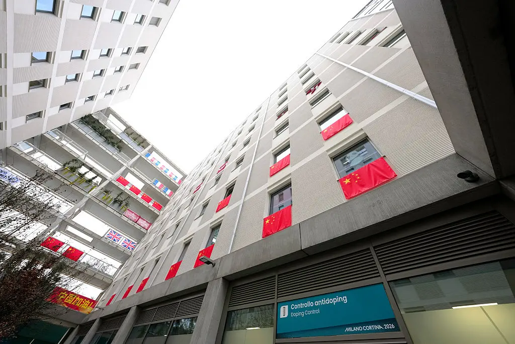 Не только дефицит презервативов. Зачем на ОИ-2026 построили сразу 6 олимпийских деревень и в чем их уникальность