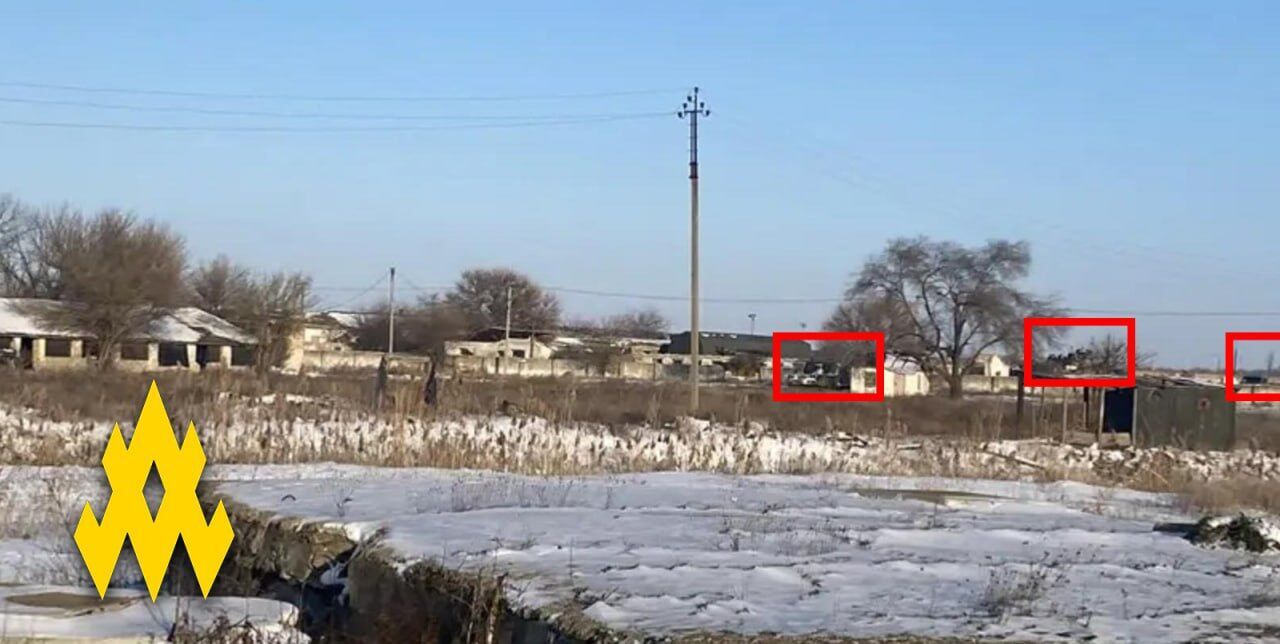 "Атеш" зафіксував активність окупантів на ремонтній базі під Джанкоєм. Фото