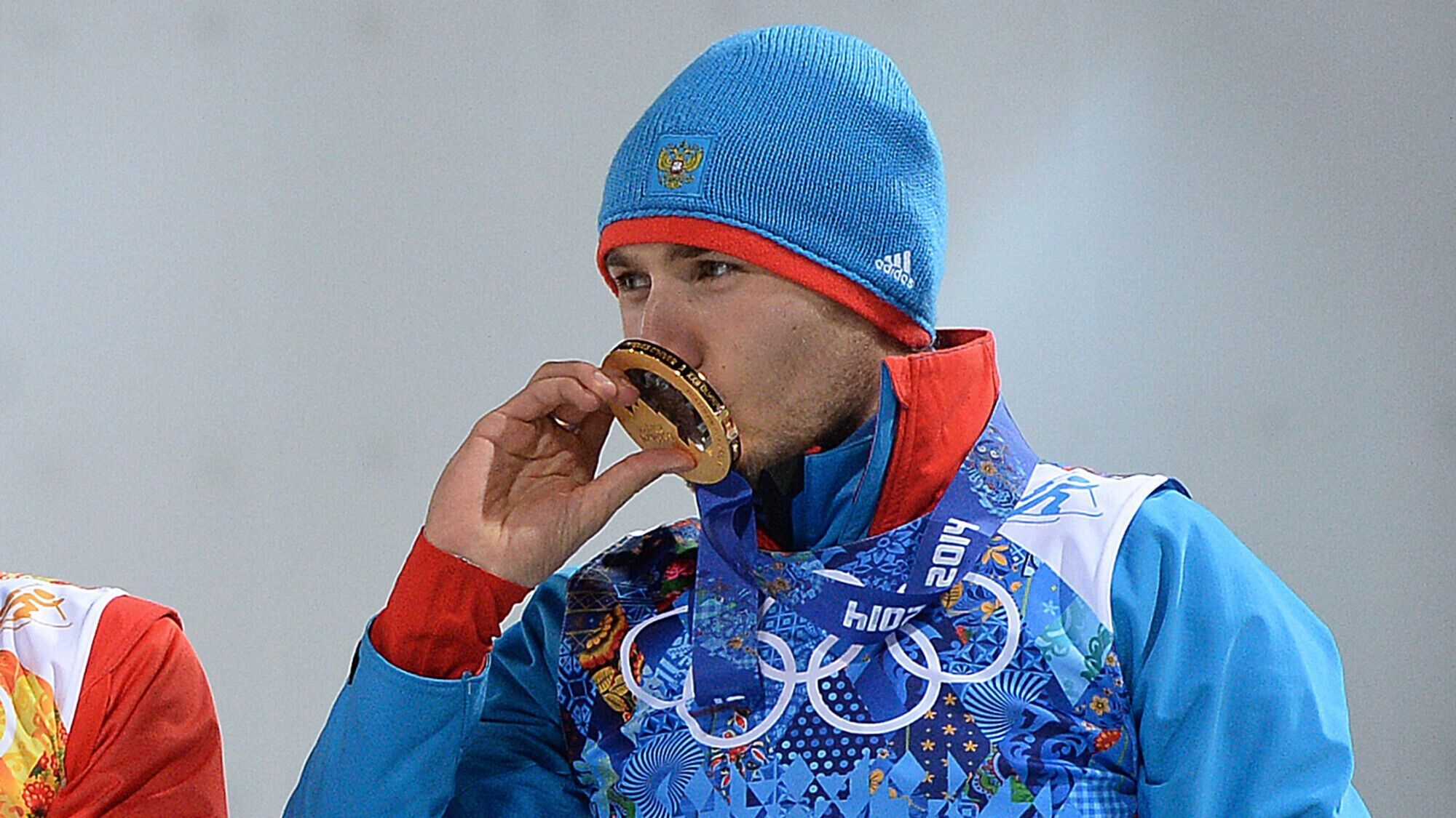 "Не збираюся": російський біатлоніст відмовився повертати "золото" Олімпіади, якого його позбавили за допінг