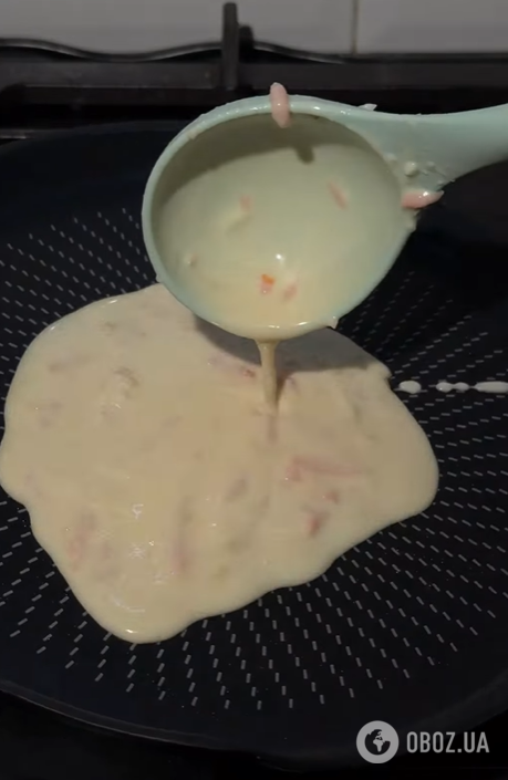 Тонкі солоні млинці, для яких не знадобиться начинка: простий рецепт