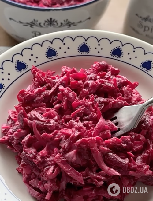 Зимний салат из свеклы за 5 минут: самый простой и быстрый рецепт