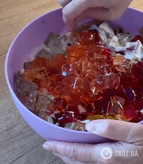 Найсмачніший десерт без випікання "Бите скло": ділимося легким рецептом