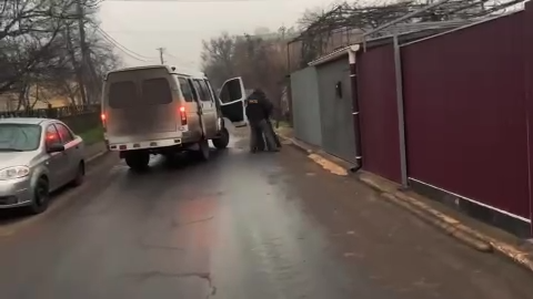 Оккупанты устроили "охоту" на детей: в Мариуполе задержали 16-летнего парня за "экстремизм"