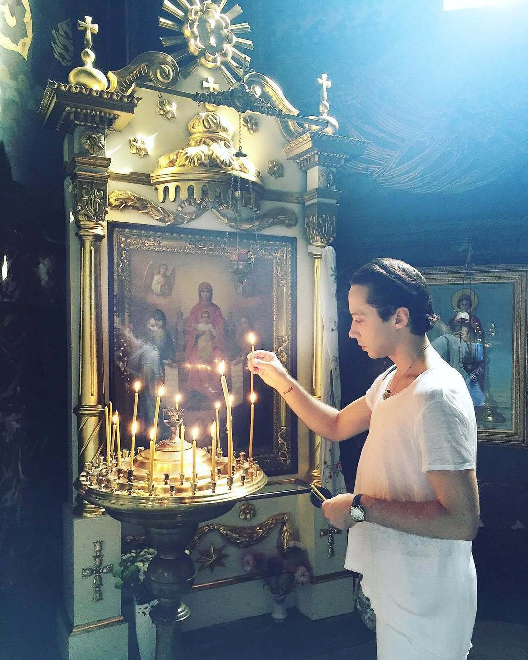 Фигурист-чемпион из США в вышиванке под Пивоварова поддержал Украину на Олимпиаде-2026. Видео