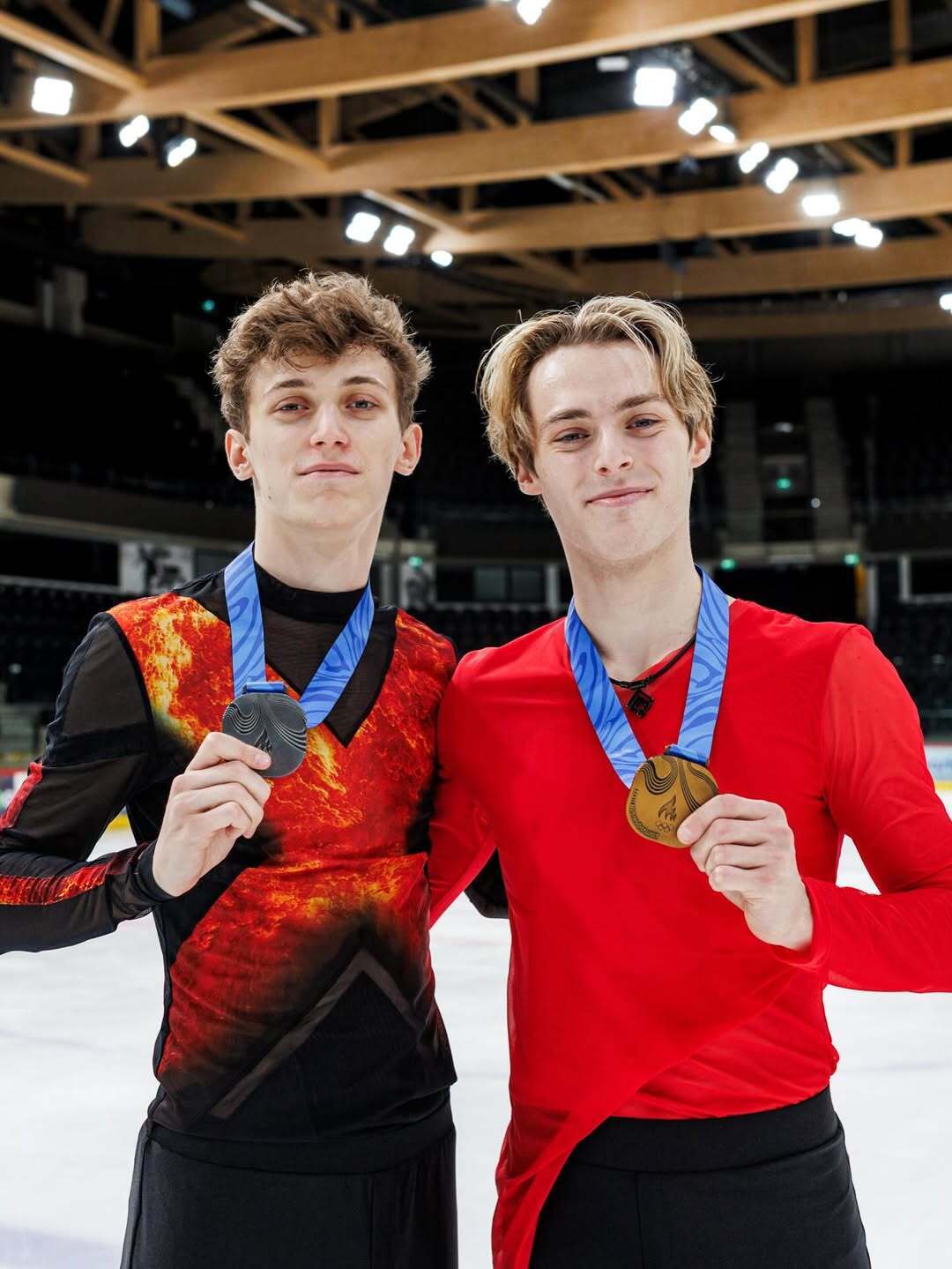 Найсексуальніша бобслеїстка світу, фігурист-сирота з Києва і зірки хокею: українці під іншими прапорами на Олімпіаді-2026