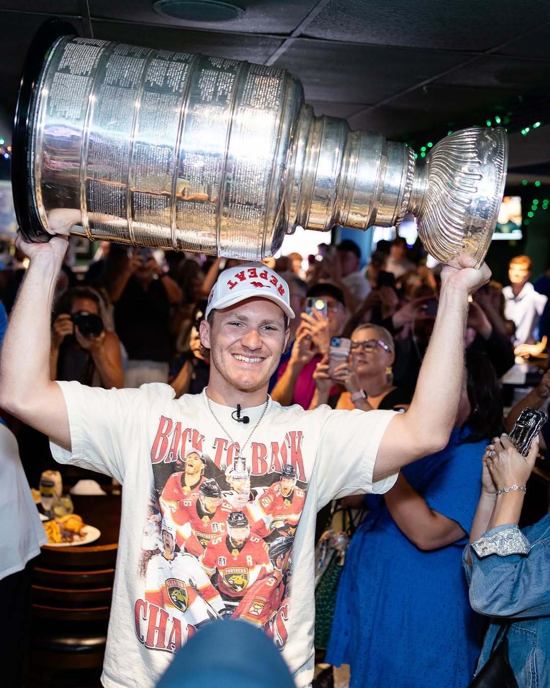 Найсексуальніша бобслеїстка світу, фігурист-сирота з Києва і зірки хокею: українці під іншими прапорами на Олімпіаді-2026