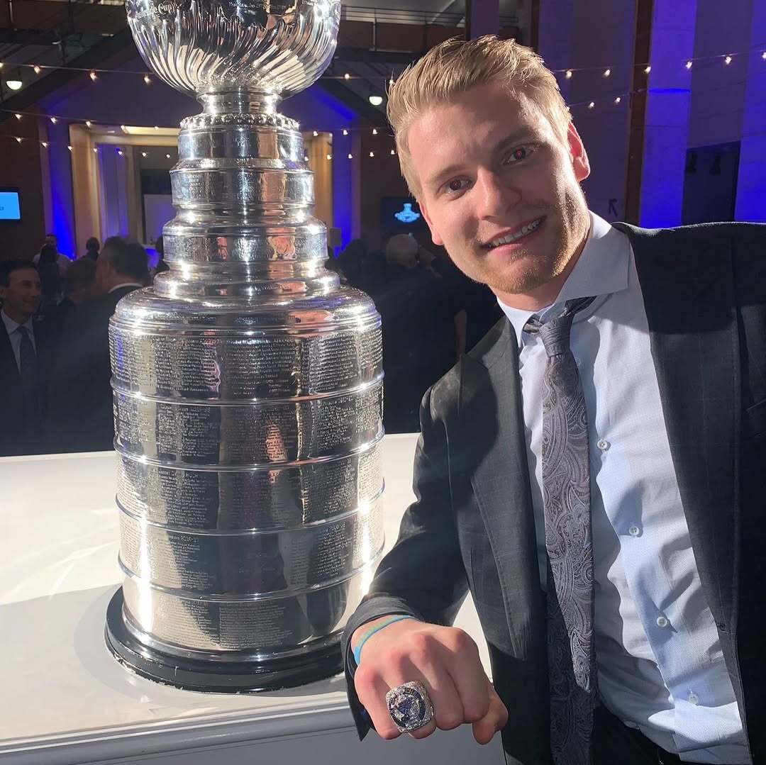 Найсексуальніша бобслеїстка світу, фігурист-сирота з Києва і зірки хокею: українці під іншими прапорами на Олімпіаді-2026