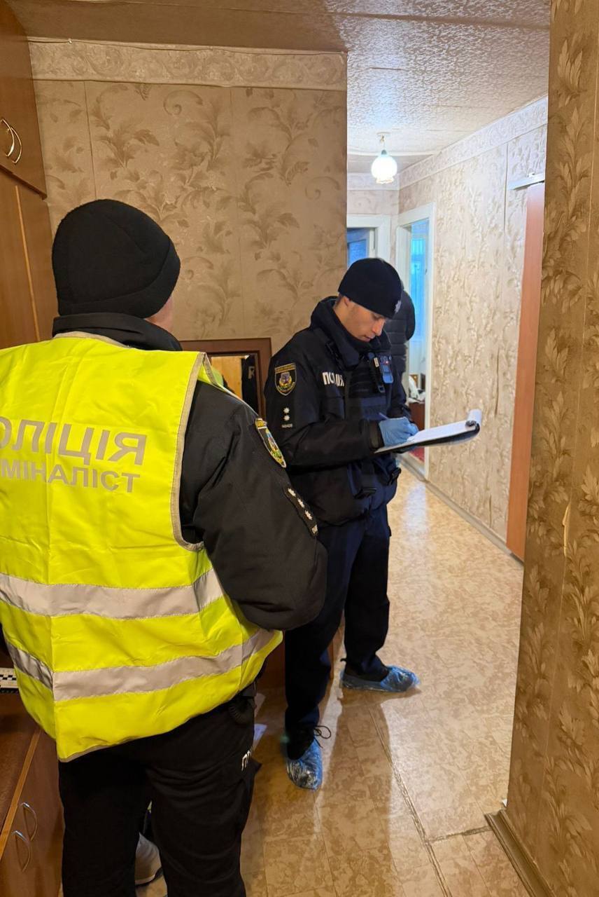 На Киевщине мужчина жестоко убил женщину ради 400 гривен и ювелирных украшений. Подробности дела и фото