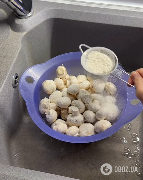 Как вкусно замариновать запеченные шампиньоны: закуска на любой случай