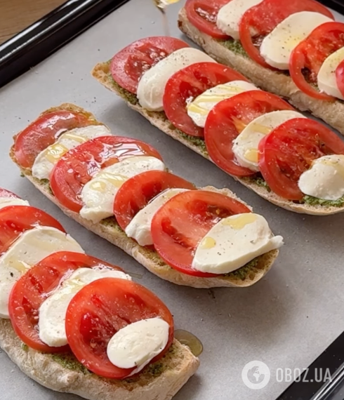 Вкусные горячие бутерброды с оригинальной начинкой: делимся рецептом блюда за копейки