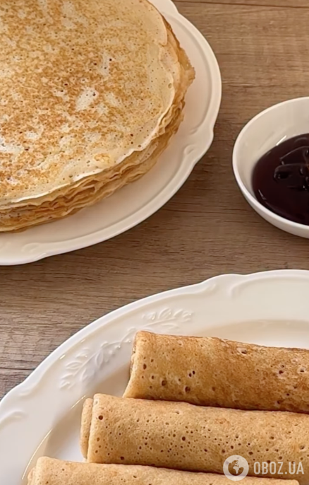 Тонкие и вкусные блины на кефире: рецепт блюда на Масленицу 2026