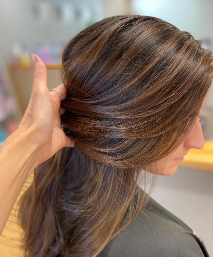 Не видно, как отрастает: какой цвет волос станет хитом весны-2026