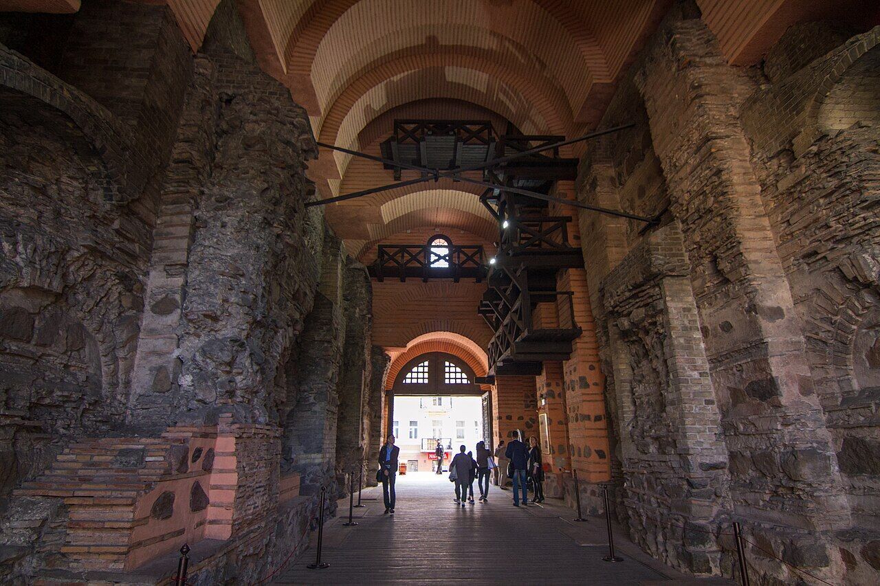 Символ Киева: как выглядели Золотые ворота в конце 1970-х до реконструкции. Фото