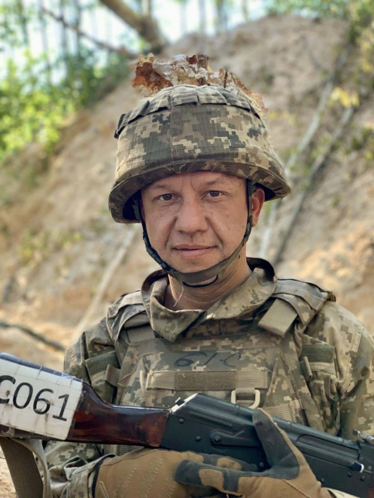 "Мне страшнее в Киеве". Актер и военный Александр Зарубей раскрыл неожиданное отличие фронта и гражданской жизни