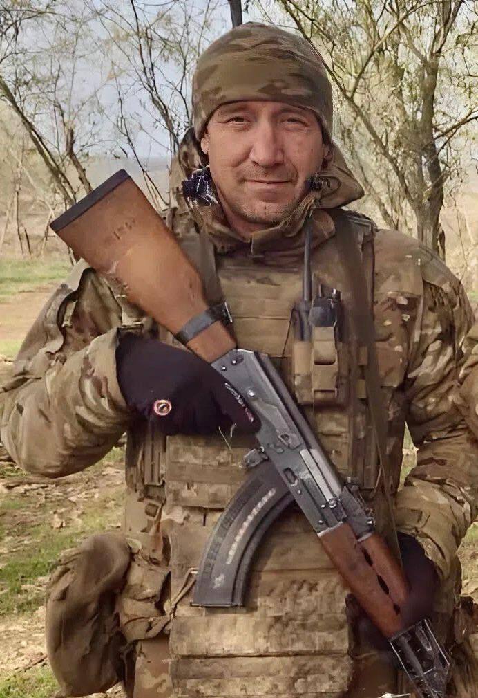 "Добрий і щирий": на Донеччині загинув Герой із Соледара, який у 2022 році переїхав до Бучі. Фото