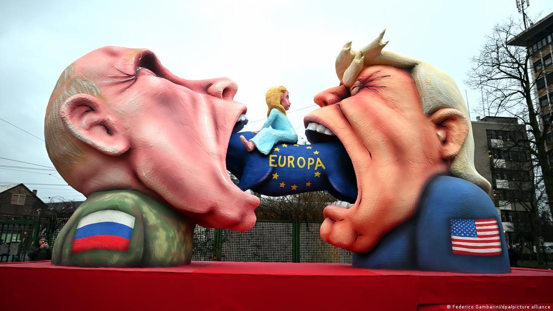 Путін і Трамп стали "героями" сатиричного карнавалу в Німеччині: "послання" скульптора було знаковим. Фото