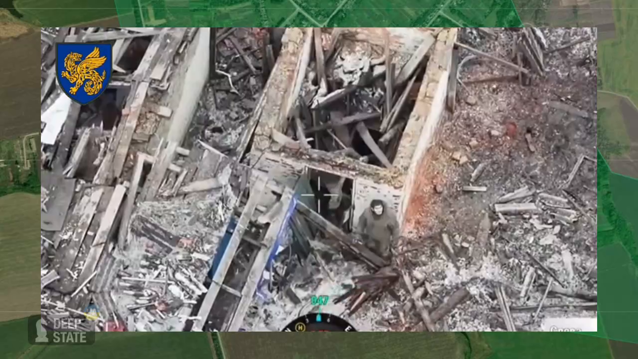 В Кондратовке украинские военные взяли в плен двух оккупантов с помощью дрона. Видео