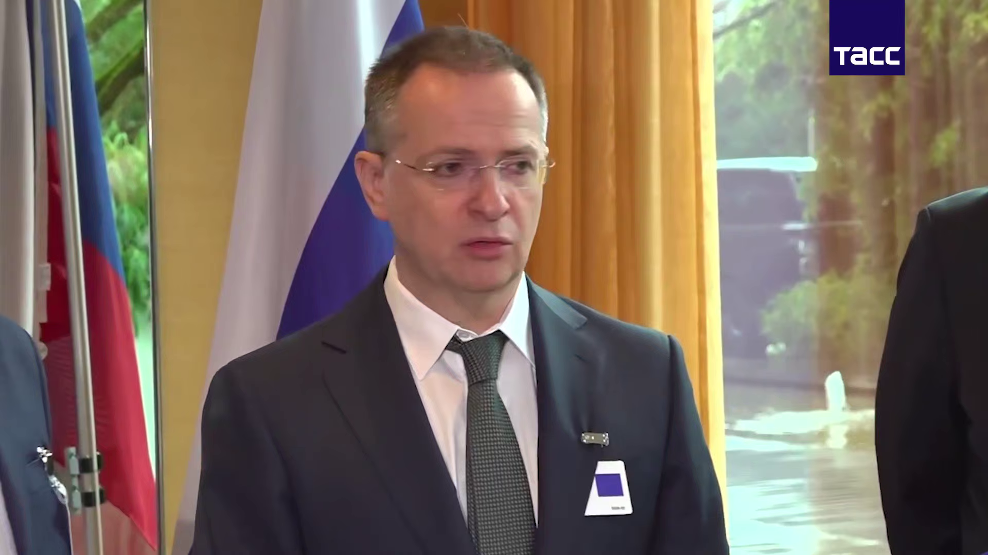 "Уроки історії були?" Російський пропагандист потролив Мединського після перемовин у Женеві. Відео