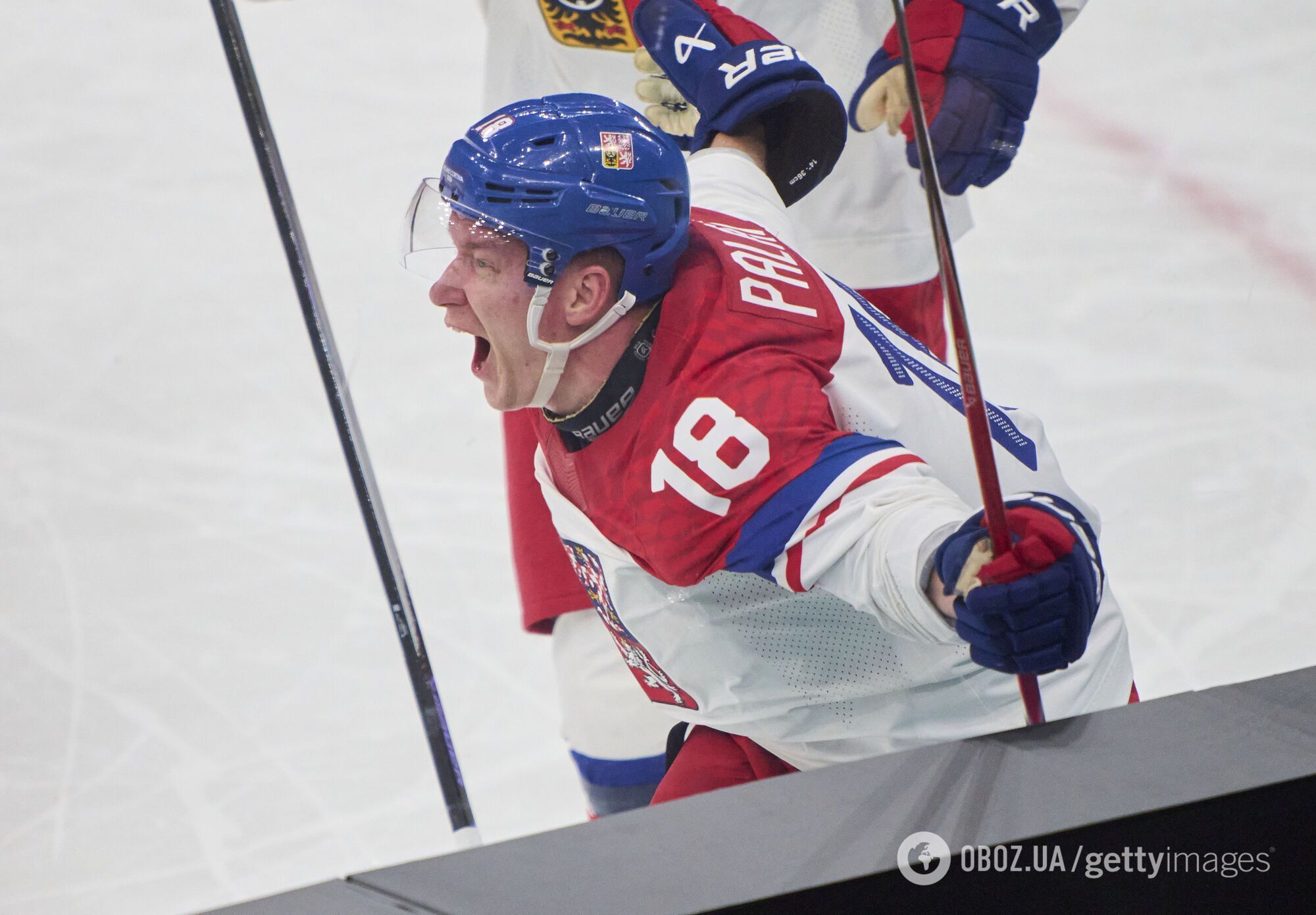 Скандал на ОИ-2026. Сборная Канады по хоккею едва не вылетела из-за "невидимки". Видео