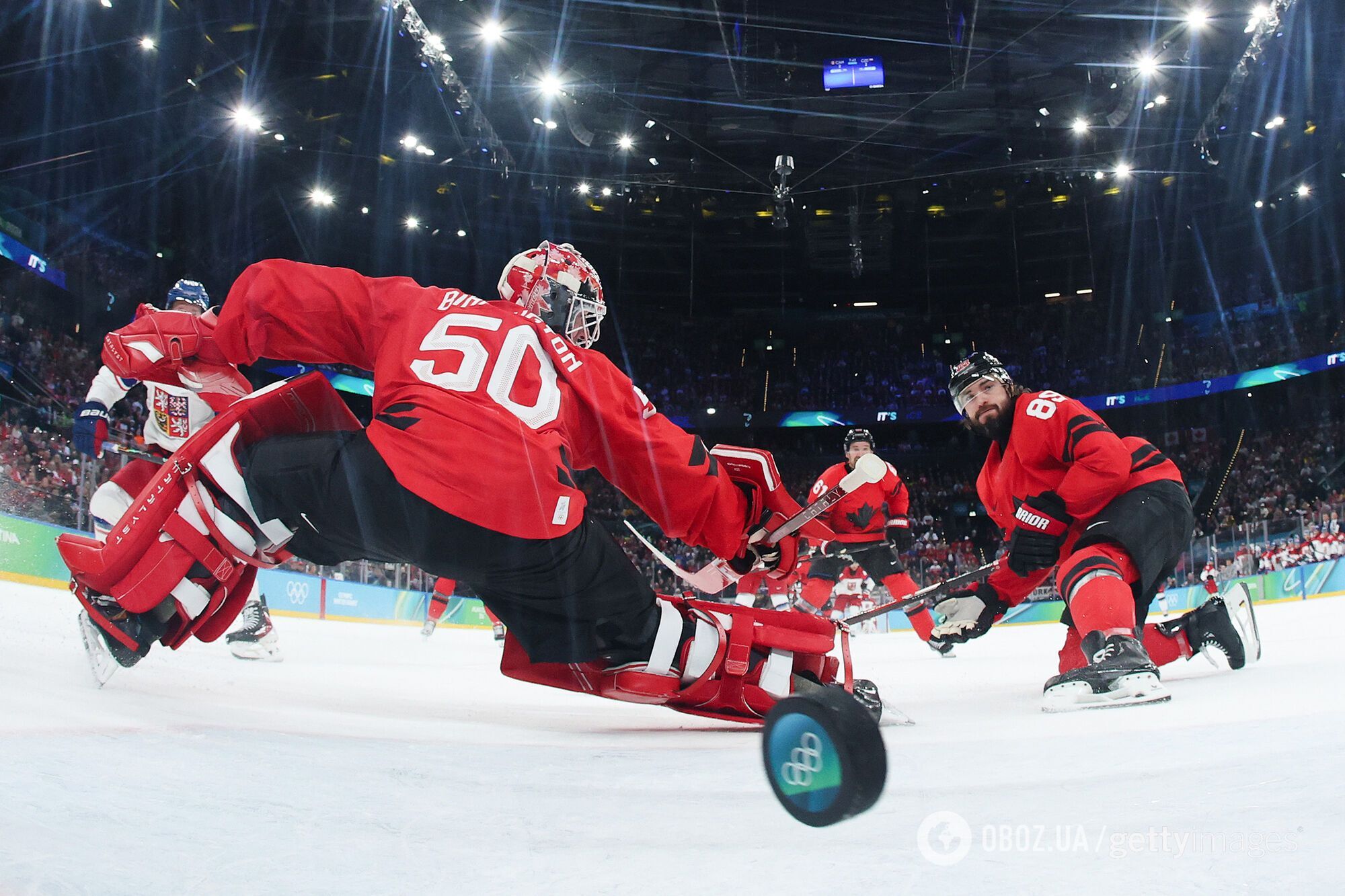 Чехії не вистачило 4 хвилини до найграндіознішої сенсації в хокеї Олімпіади-2026. Відео