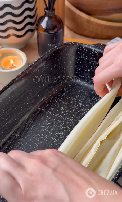 Лінивий та дуже ситний пиріг з тіста філо: як приготувати