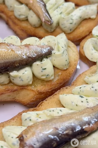 Бутерброди зі шпротами по-новому: ділимося рецептом смачної закуски
