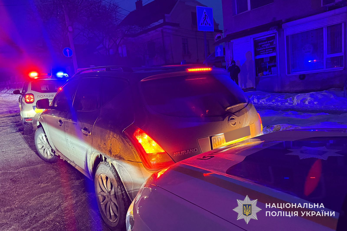 В Тернопольской области работник ТЦК устроил ДТП и гонку с полицией: чем все закончилось. Фото