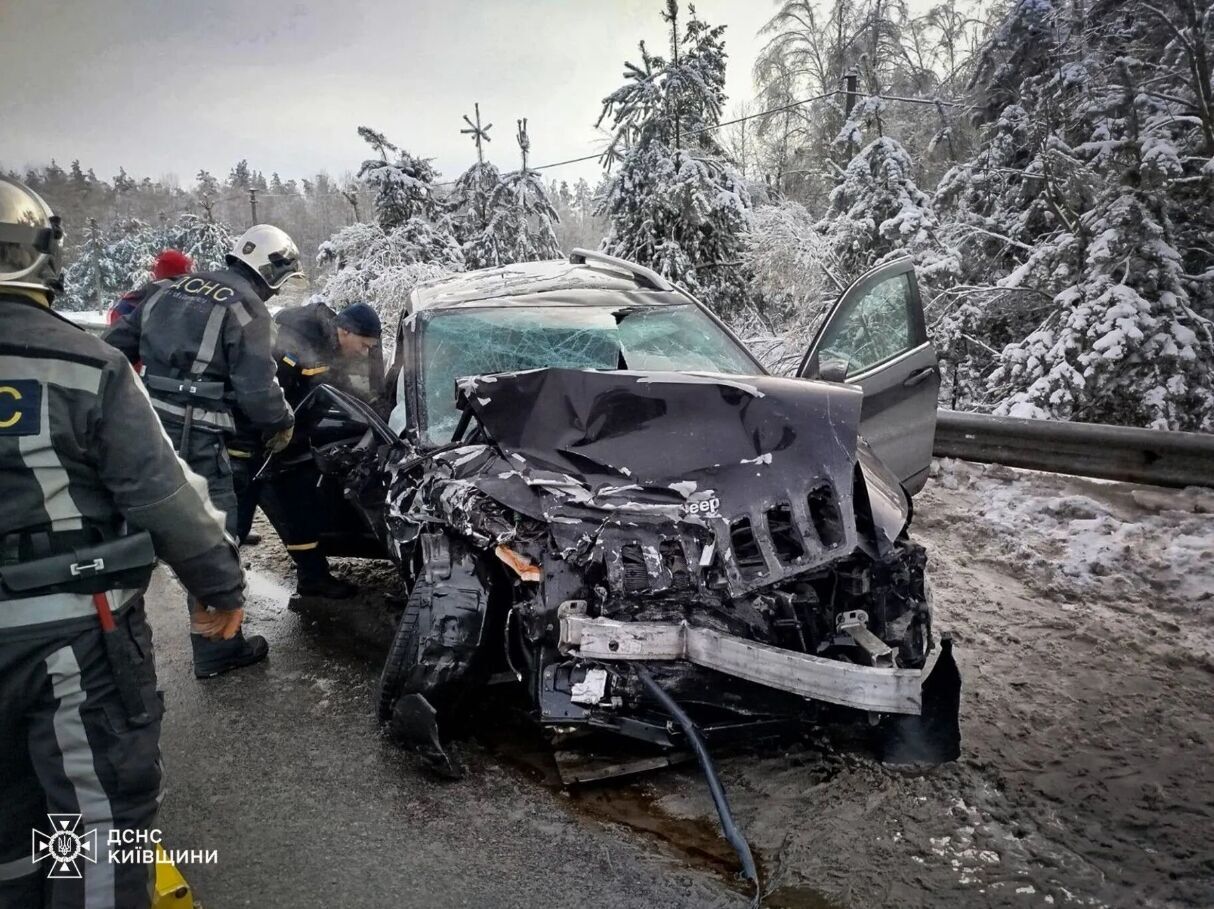 Более 200 ДТП с пострадавшими и погибшими: статистика аварийности в Киеве и области за январь