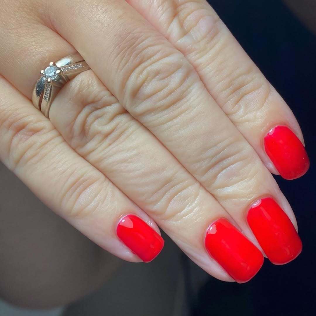 Вечная классика: какой маникюр подойдет на любое событие. Фото