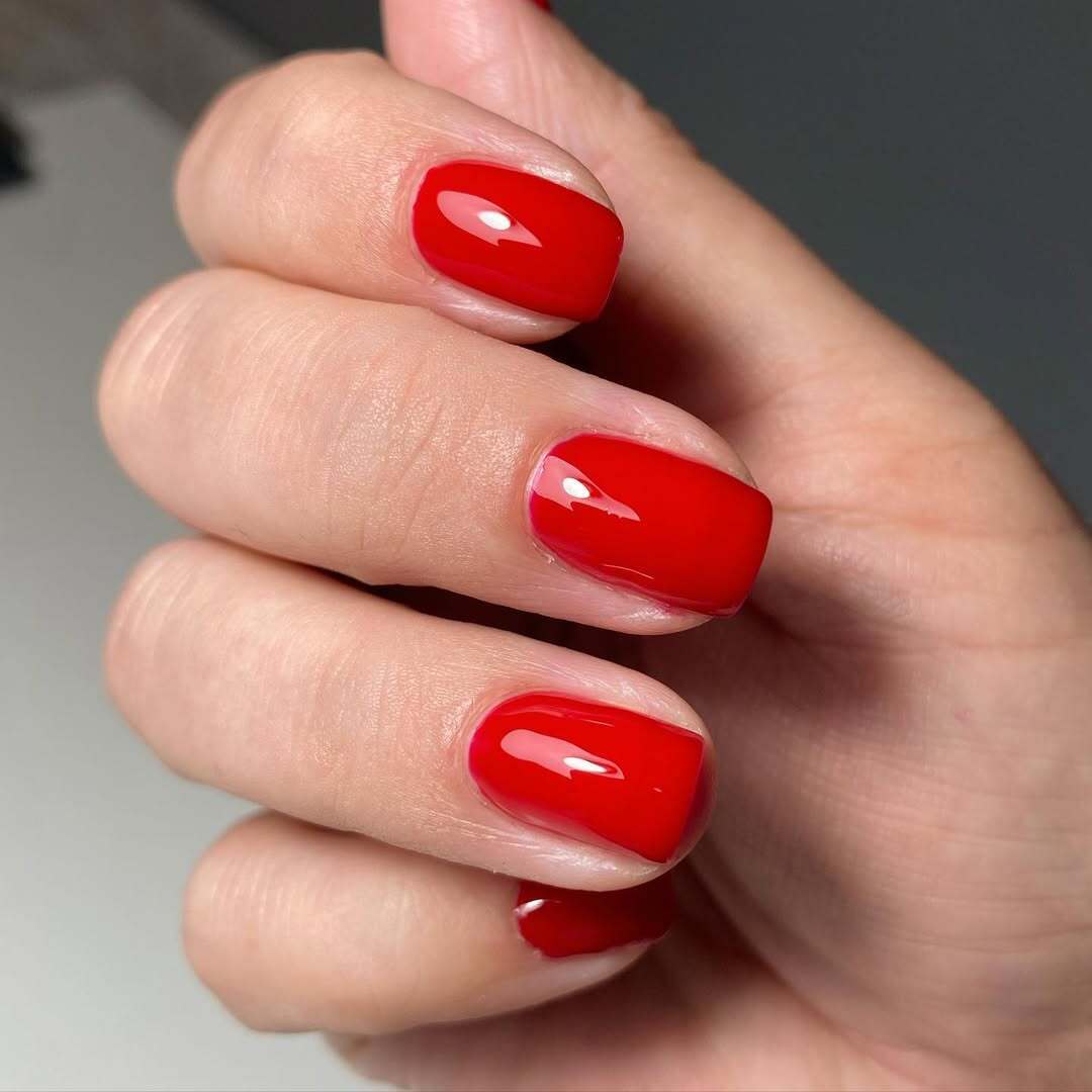 Вечная классика: какой маникюр подойдет на любое событие. Фото