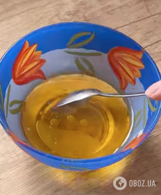 Салат а-ля "Цезарь": рецепт очень вкусного блюда для праздничного стола за 10 минут