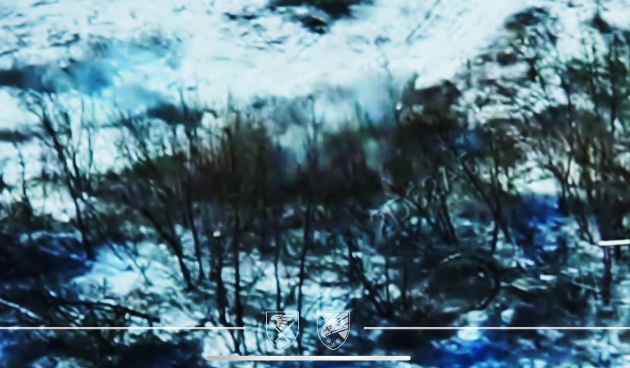 Рой FPV-дронов спас пленных украинских бойцов возле Покровска: оккупанты были уничтожены. Видео