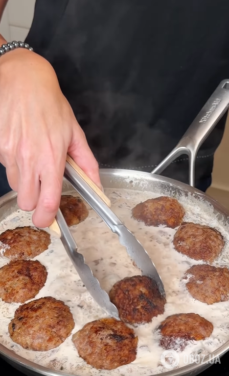 Соковиті котлети в грибному соусі на вечерю: підійдуть до будь-якого гарніру