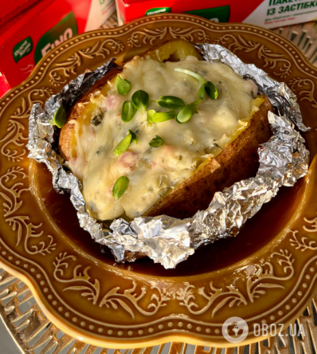 Запеченный картофель в кожуре с беконом и сыром: делимся трендовым рецептом
