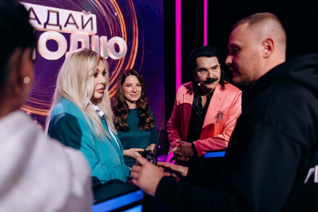 "Да как такое не знать?!" Ведущий "Угадай мелодию" Михаил Хома – о провокационном звонке Пономарева, разбитой зрителями технике и провалах звезд