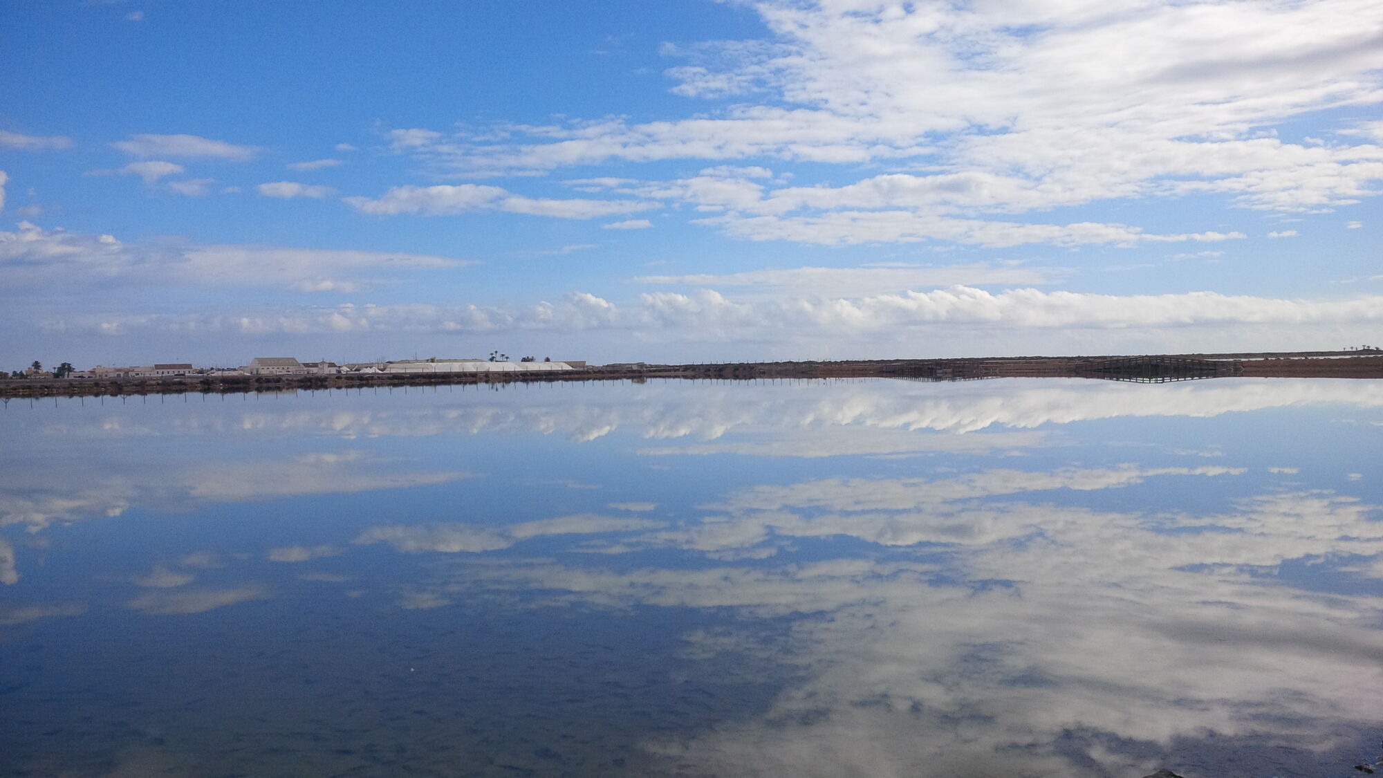 В Испании есть острова-призраки, на которые трудно попасть: чем особенны