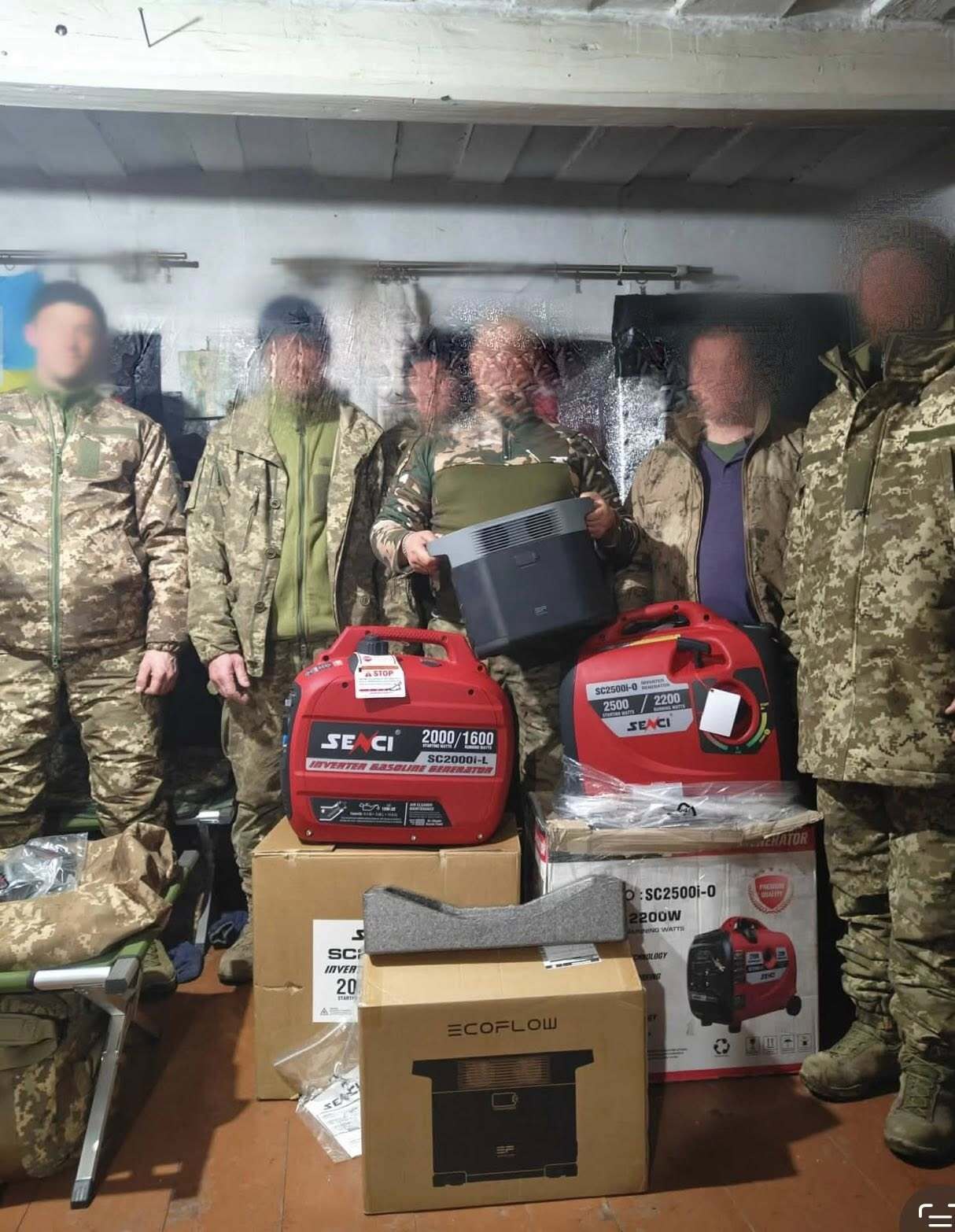 Обморожения и тяжелые бои: на фронт нужны грелки, экофло, генераторы и планшеты