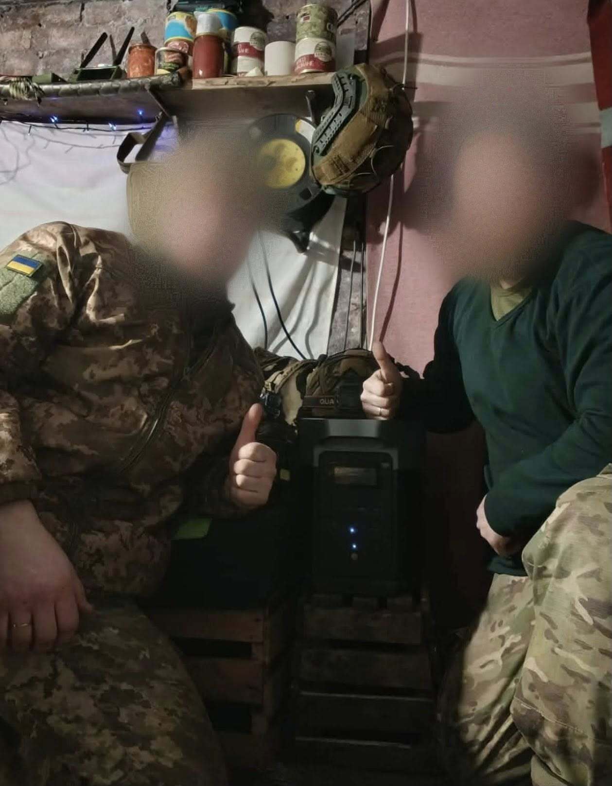 Обморожения и тяжелые бои: на фронт нужны грелки, экофло, генераторы и планшеты