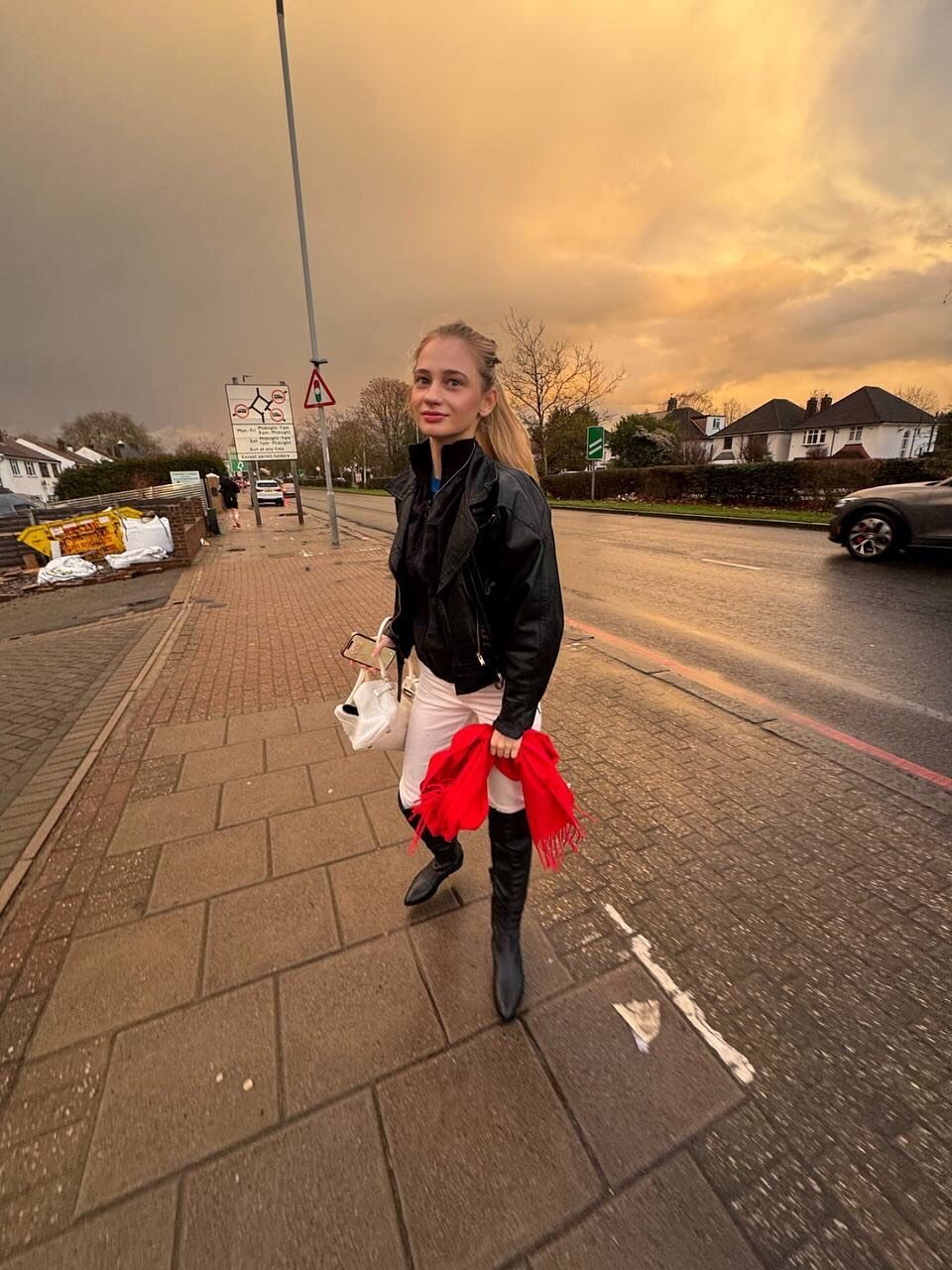 "Ты запорола дубль, давай еще раз". Украинка в Лондоне Карина Химчук – о съемках с Джорджем Клуни, хейте от украинцев в Каннах и папе на фронте