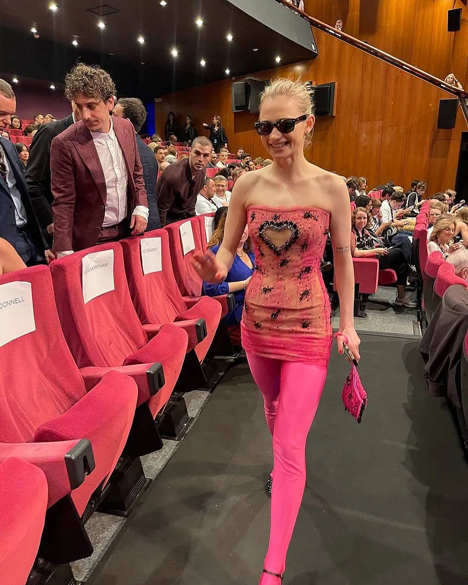 "Ты запорола дубль, давай еще раз". Украинка в Лондоне Карина Химчук – о съемках с Джорджем Клуни, хейте от украинцев в Каннах и папе на фронте