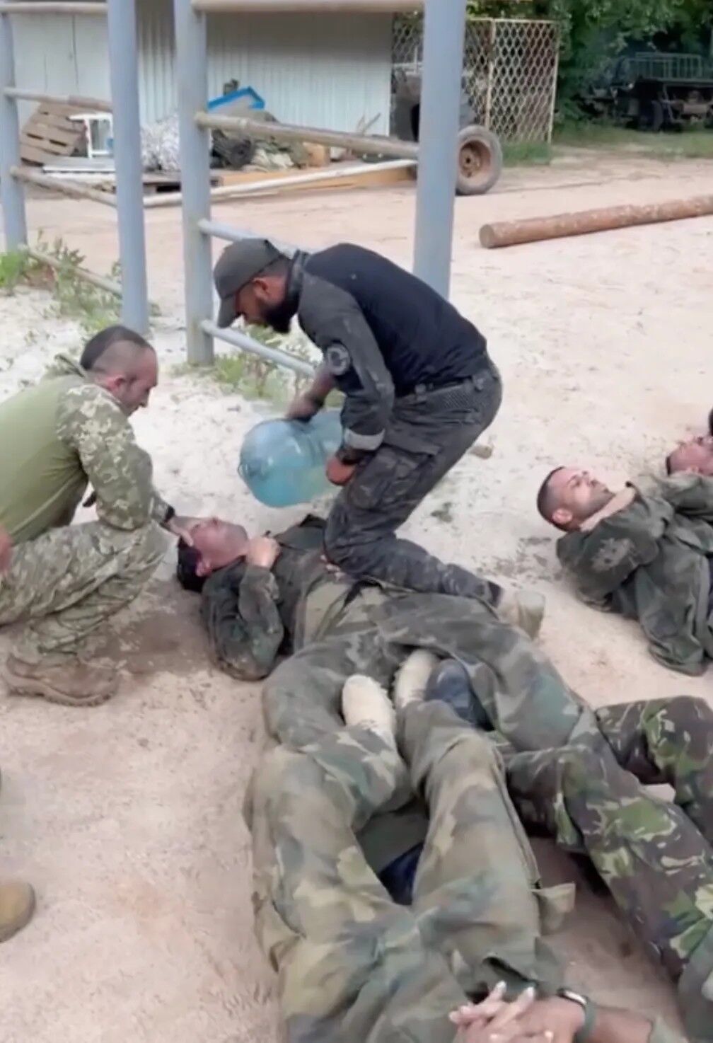 На территории воинской части в Киеве умер новобранец из Бразилии: дело расследует полиция