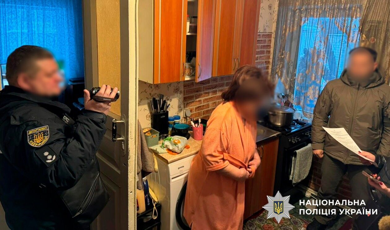 Одна из фигуранток схемы