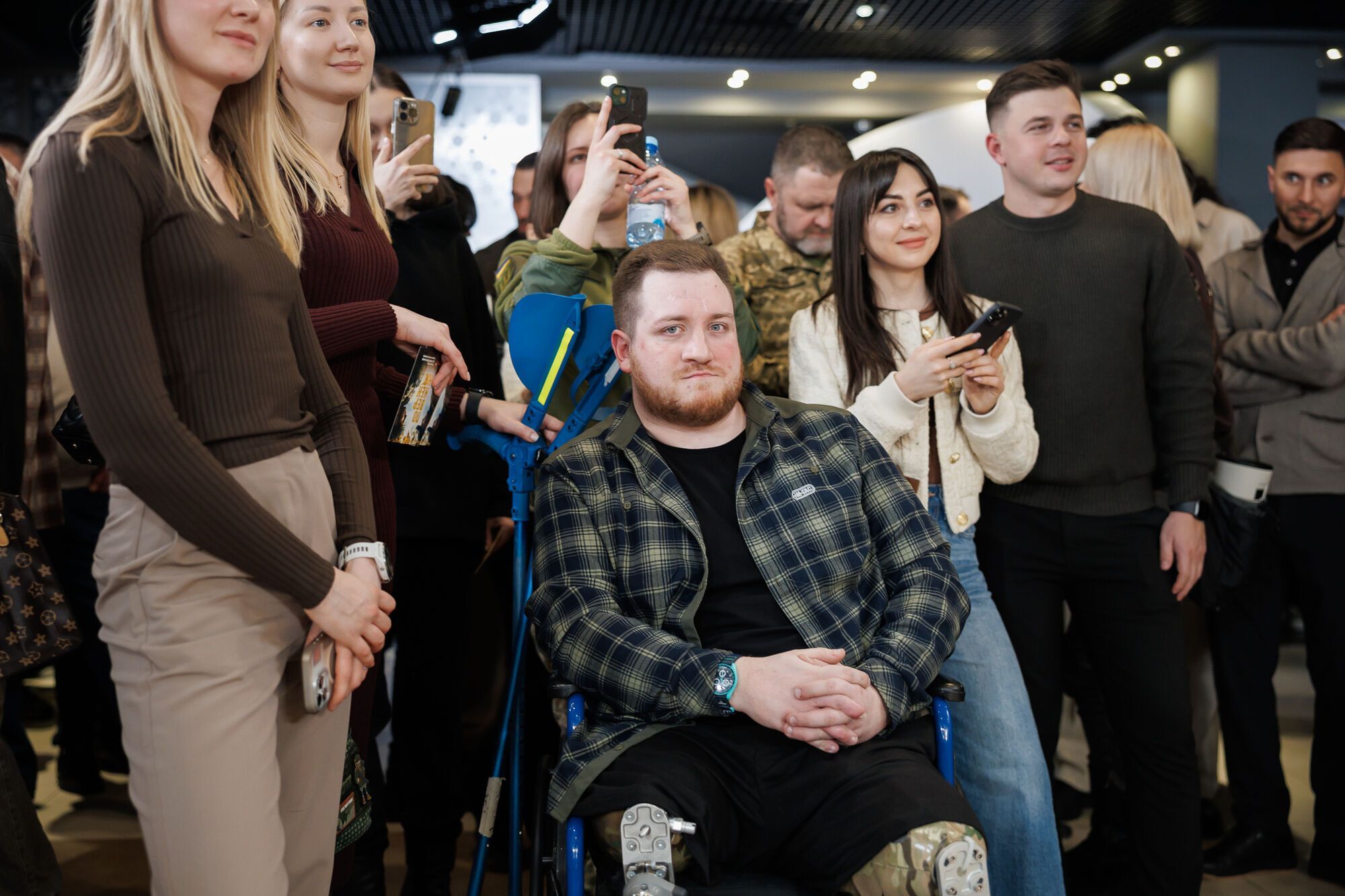 Драмеді з чорним гумором про життя після фронту: де і коли дивитися серіал "Повернення" з гучним зірковим складом