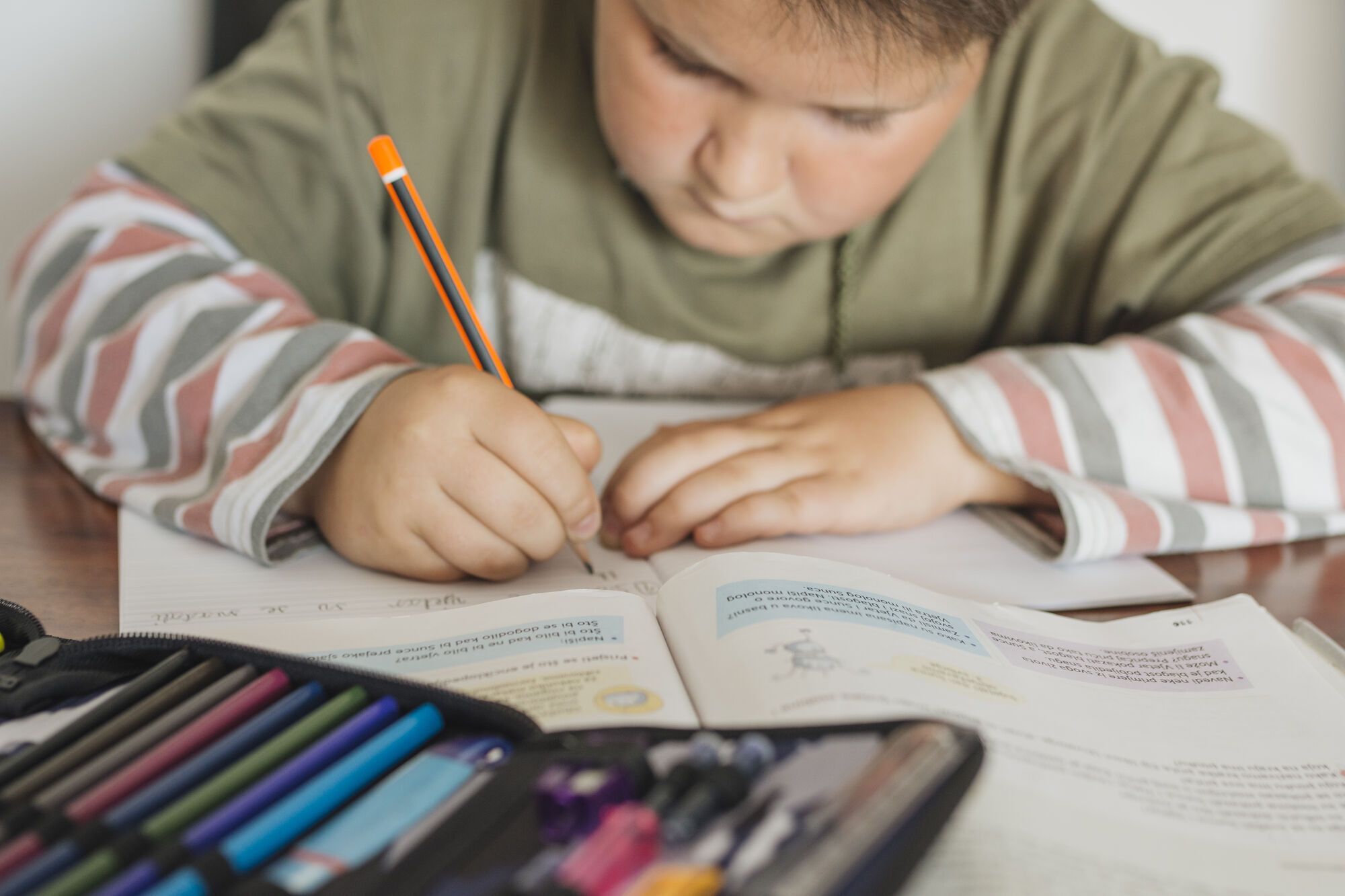 Лучшая учительница Украины 2024 объяснила, почему дети считают клеточки в тетради: это формирует важные навыки