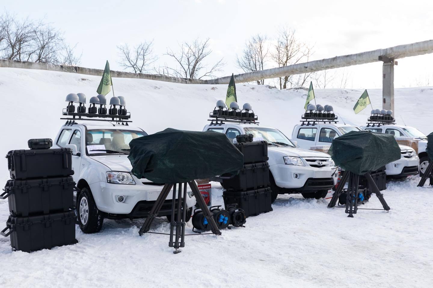 Порошенко передав партію "Ай-Петрі" у війська, наступна піде на захист Києва